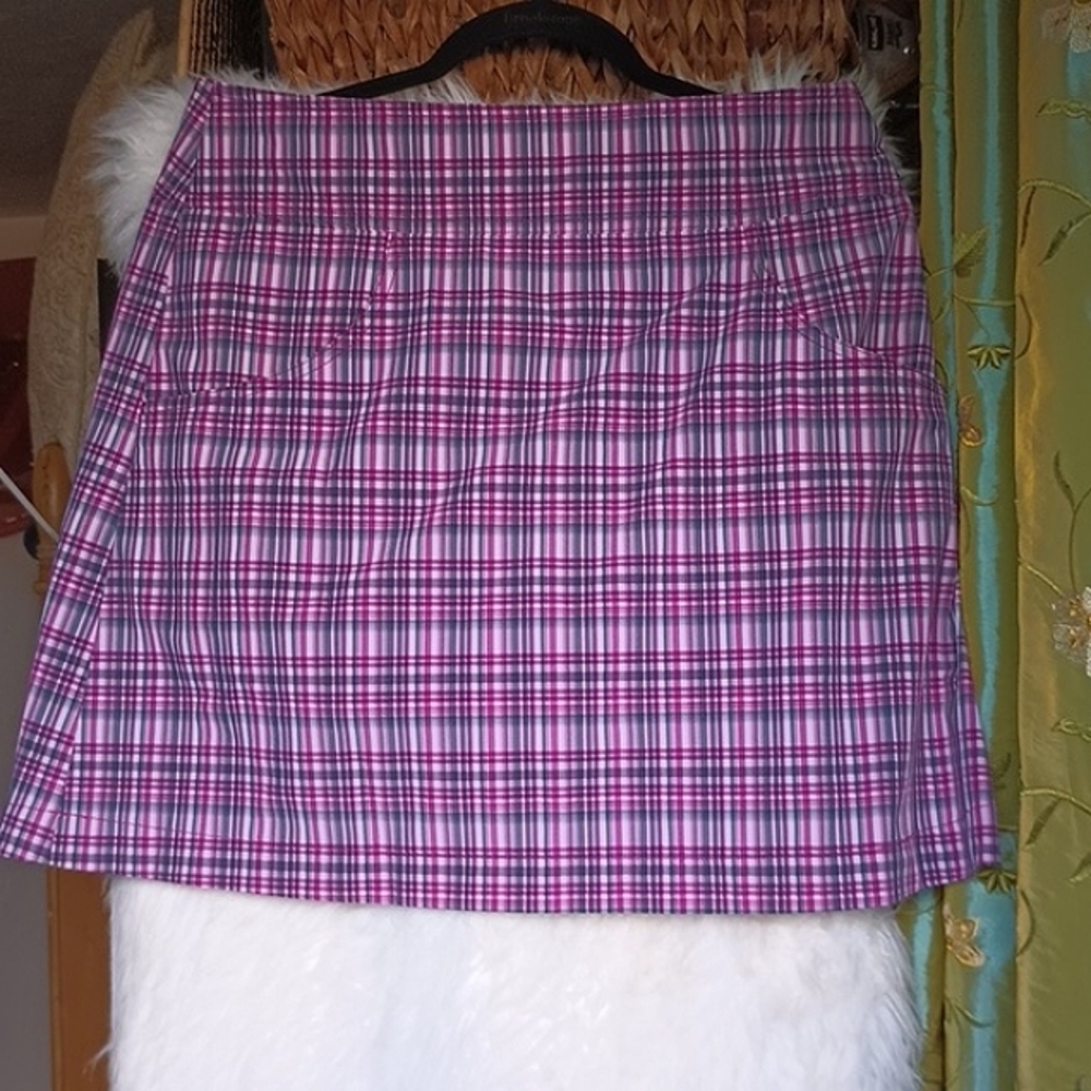 Cutter & Buck, 8, Golf skort & matched polo shirt set, plaid pink gray.